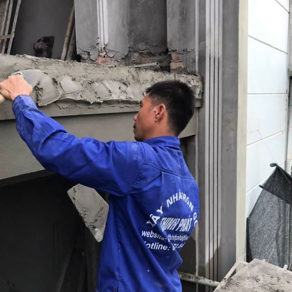 Tác dụng của việc đóng lưới thép khi thi công trát tường